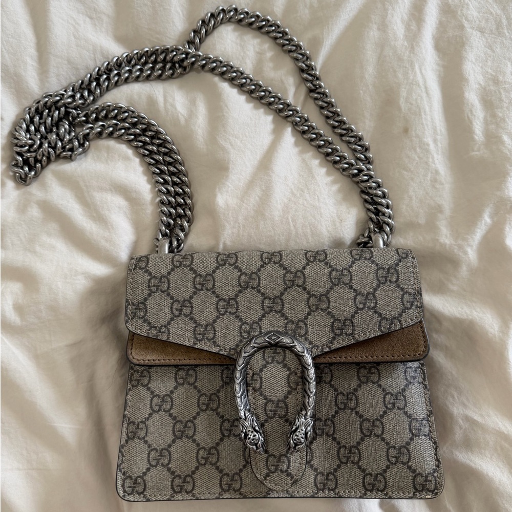 Gucci Dionysus GG Supreme Canvas
